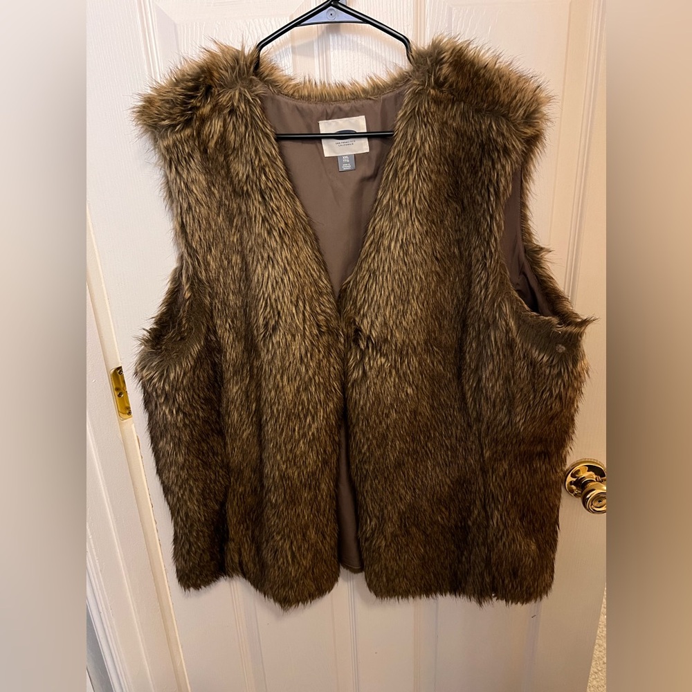Fur vest set of 2